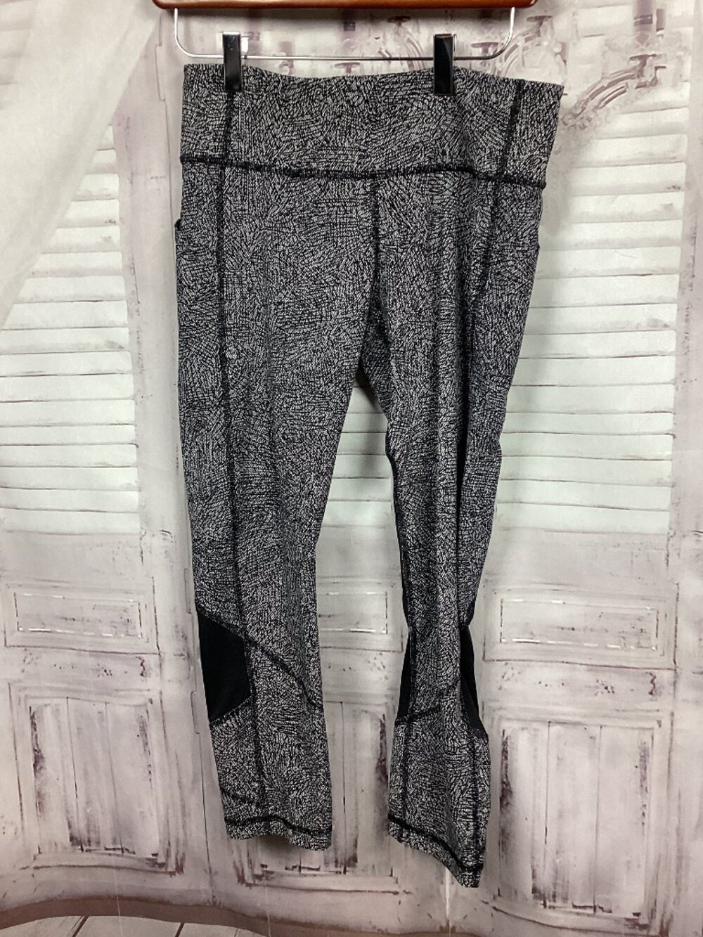 Lululemon Pace Rival Crop Leggings 6 - Picture 2 of 11